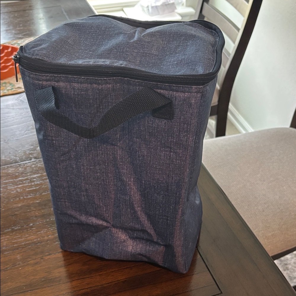 Dark Blue Insulated Cooler Bag Thirty One